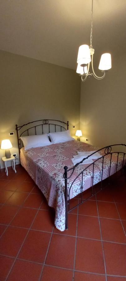 Villa Bagnole B&B - Holiday Apartments Лонато Екстериор снимка